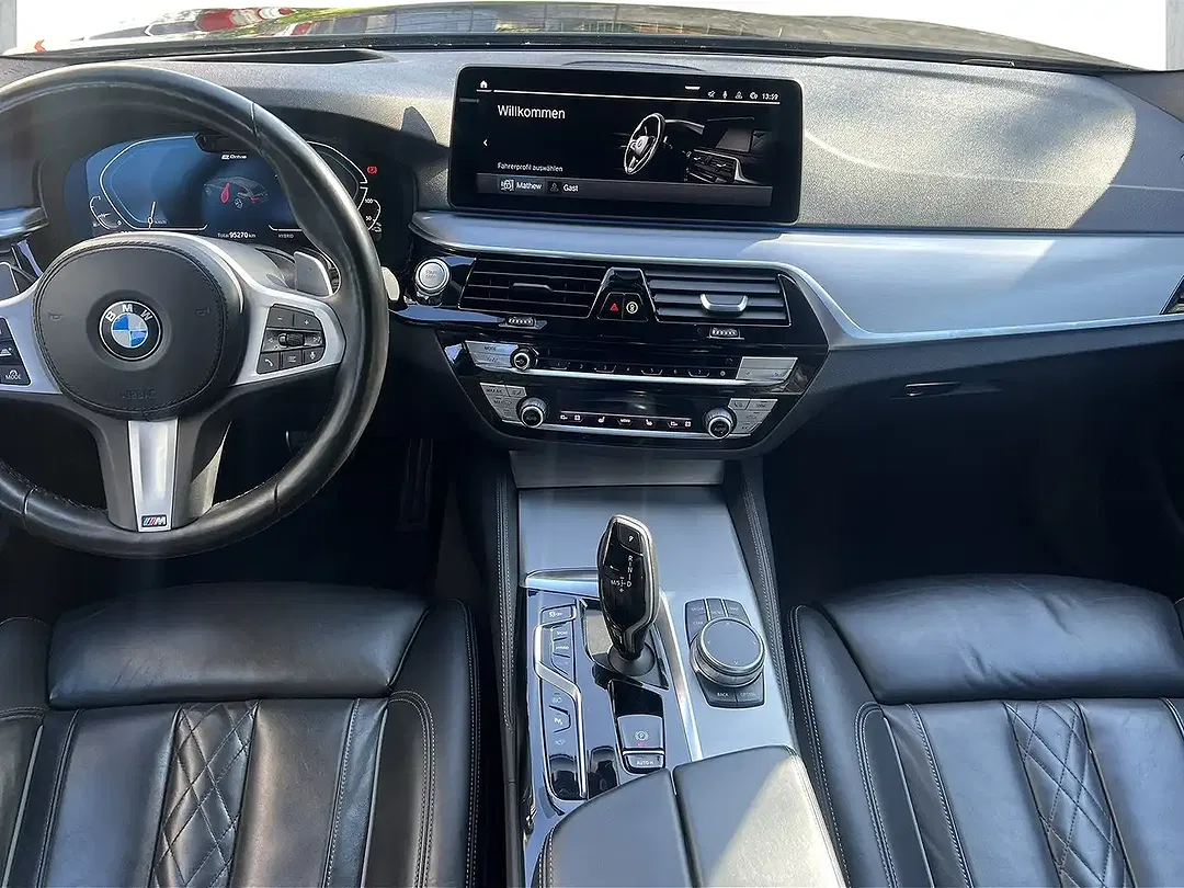 BMW 530 Touring M Sport - Thumbnail 12