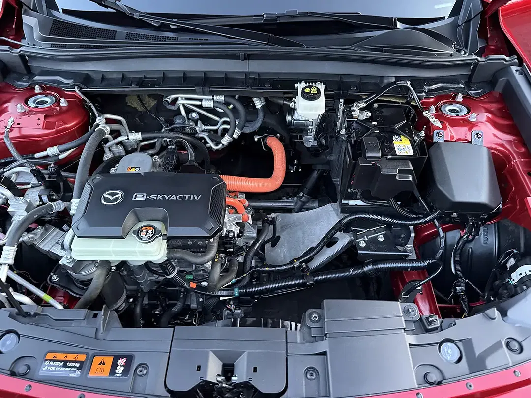 Mazda MX-30 e-SKYACTIV - Thumbnail 8