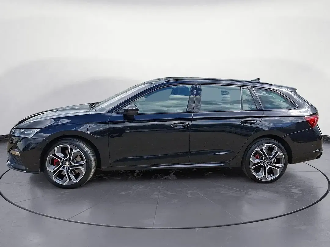 Skoda Octavia 1.4 TSI iV DSG vRS Combi - Thumbnail 2