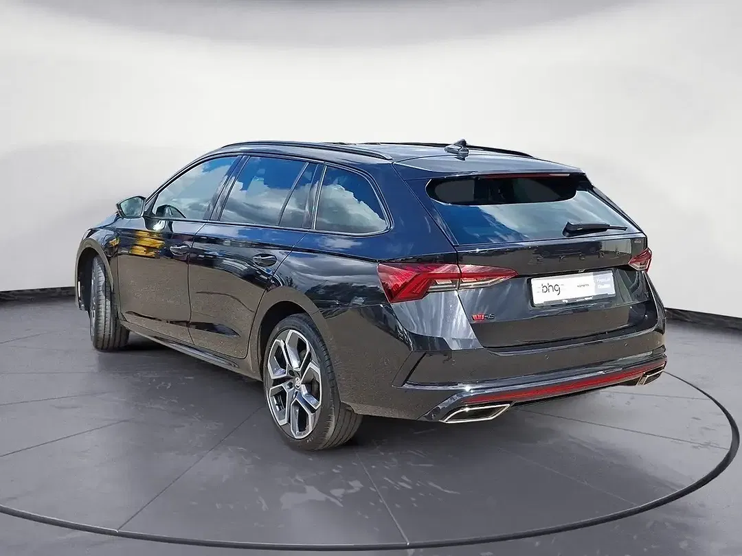 Skoda Octavia 1.4 TSI iV DSG vRS Combi - Thumbnail 3