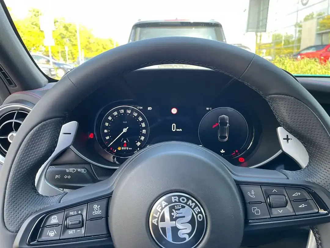 Alfa Romeo Giulia 2.0 16V Turbo Tributo Italiano - Thumbnail 10