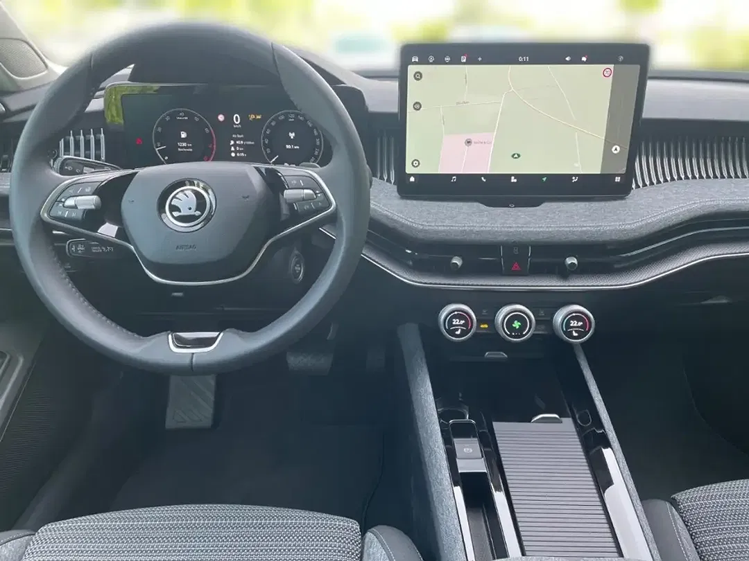 Skoda Superb 1.5 TSI DSG Combi Selection - Thumbnail 11