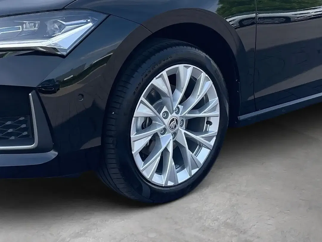 Skoda Superb 1.5 TSI DSG Combi Selection - Thumbnail 6