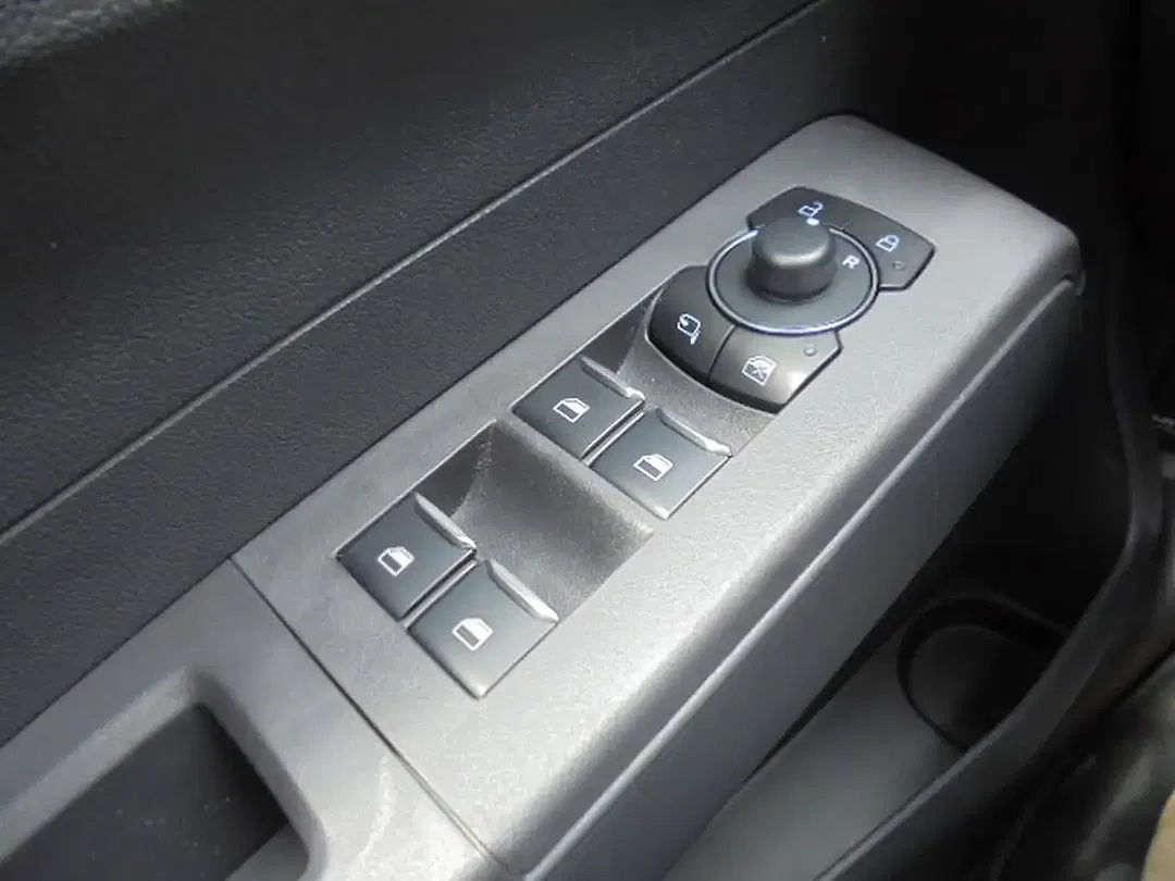 Ford Tourneo Courier - Thumbnail 14