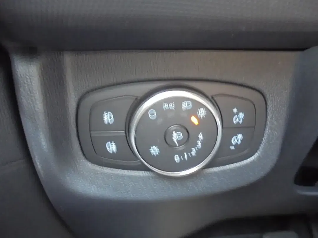 Ford Tourneo Courier - foto 15