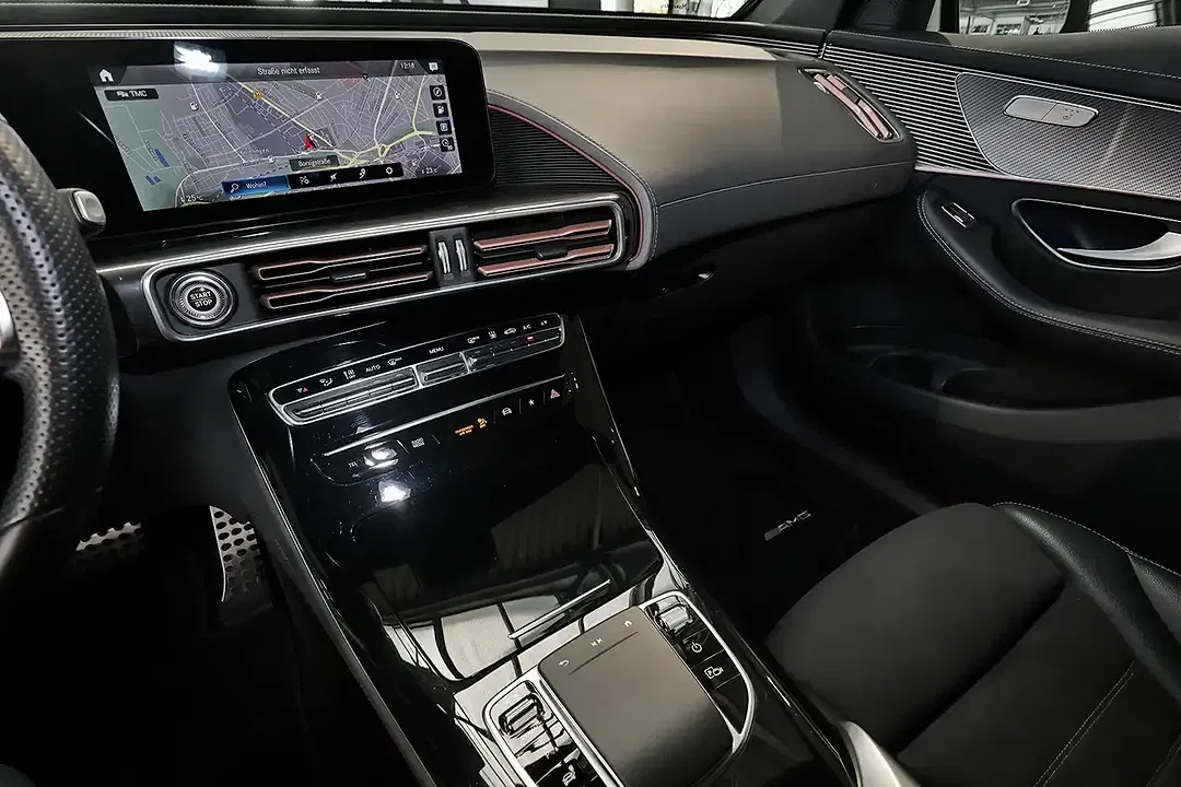 Mercedes-Benz EQC 400 4MATIC AMG MBUX - Thumbnail 12