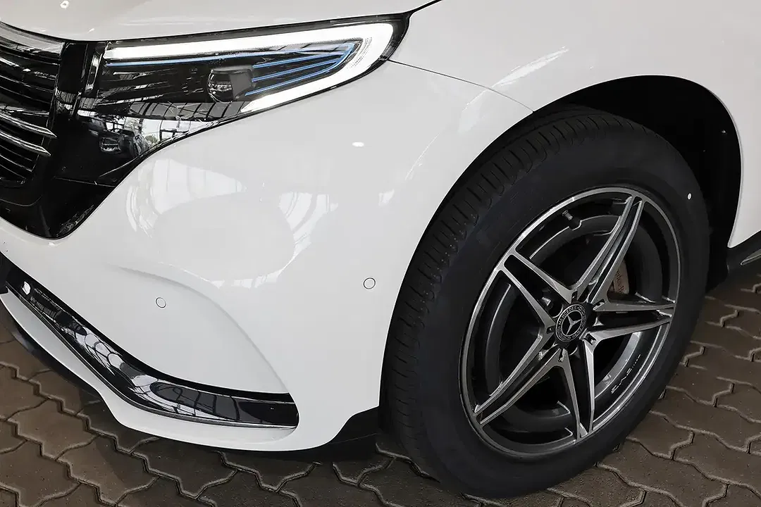 Mercedes-Benz EQC 400 4MATIC AMG MBUX - Thumbnail 5
