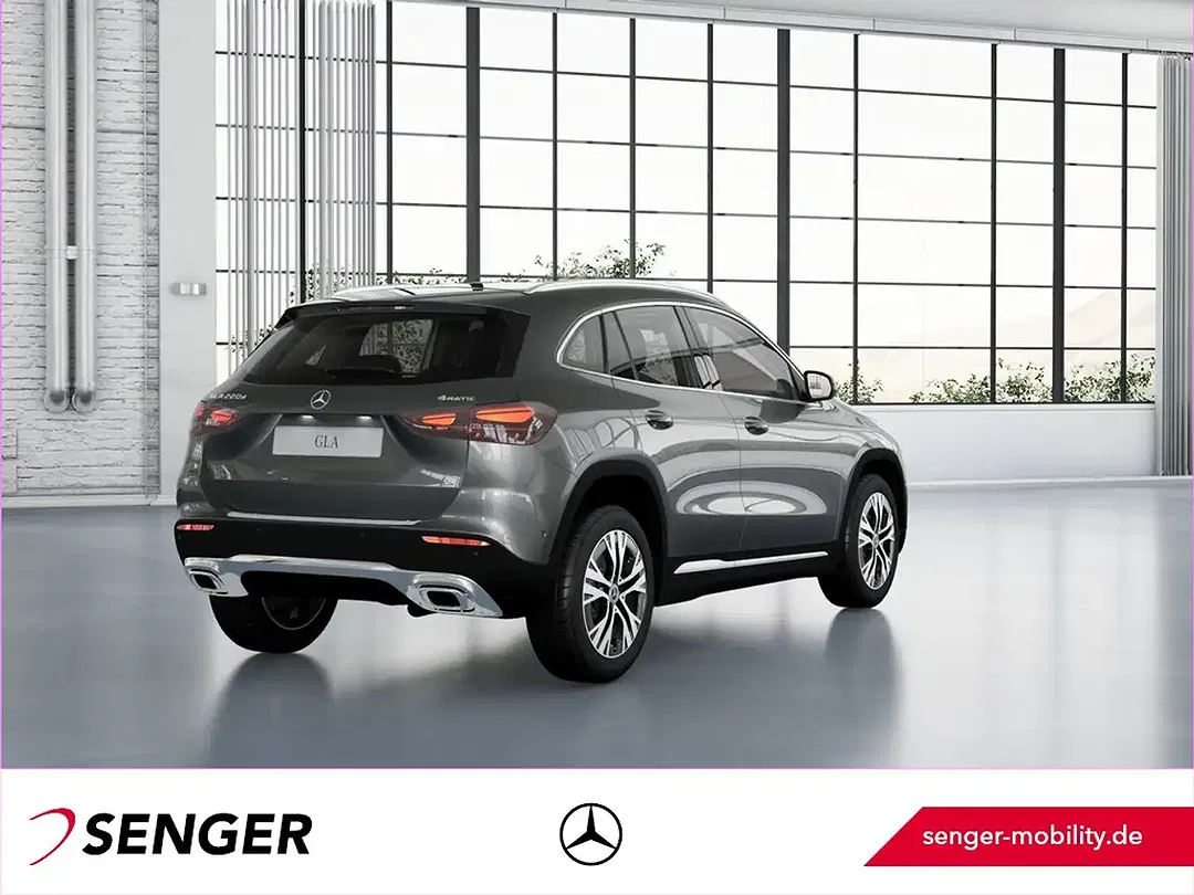 Mercedes-Benz GLA 220 4MATIC - Thumbnail 3