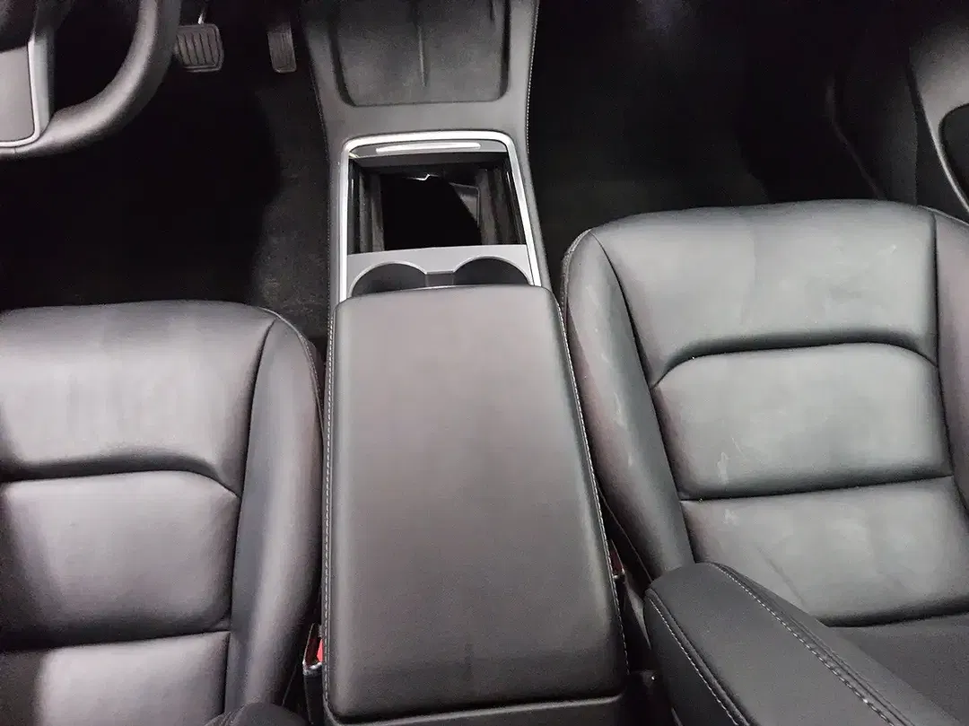 Tesla Model 3 AWD Long Range - Thumbnail 5