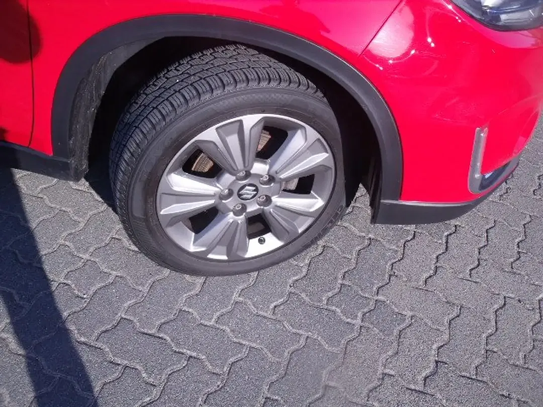 Suzuki Vitara 1.4 - foto 10