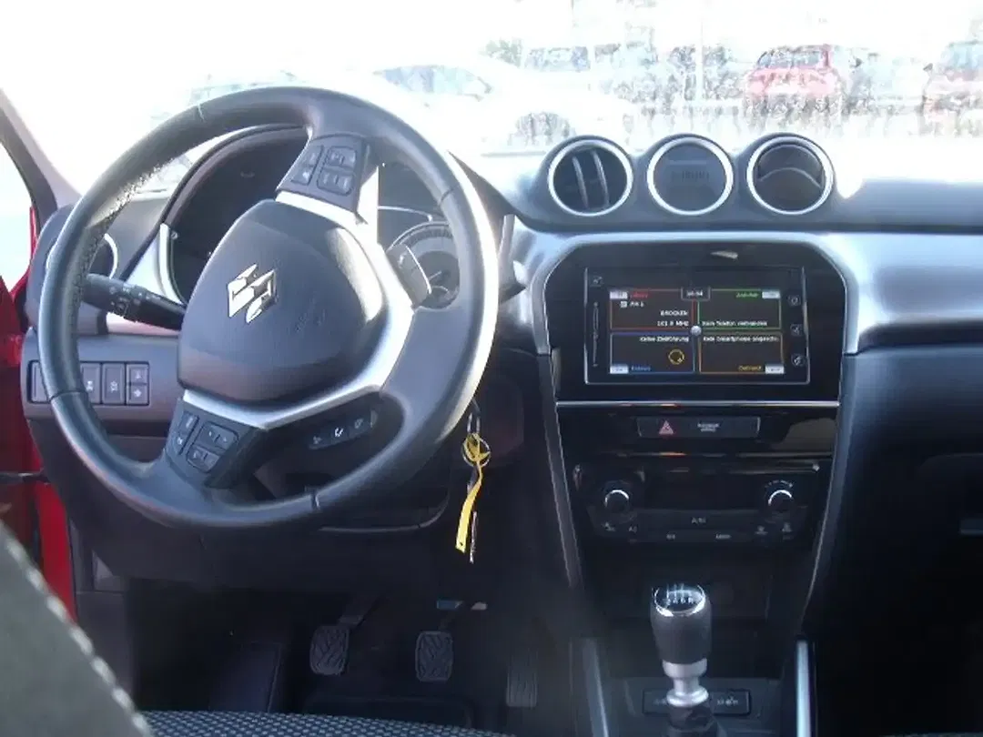 Suzuki Vitara 1.4 - Thumbnail 9