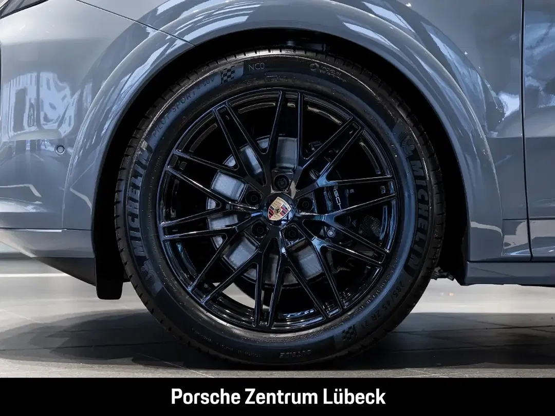 Porsche Cayenne Edition - Thumbnail 11