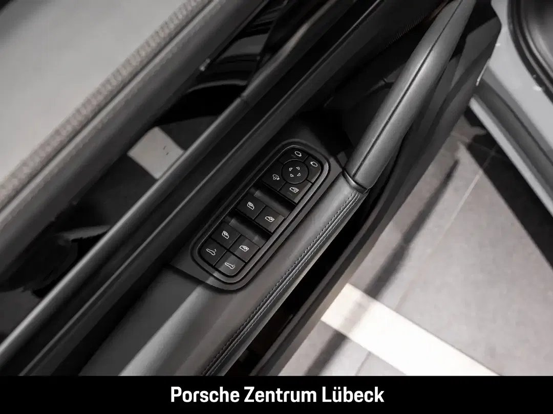Porsche Cayenne Edition - Thumbnail 13
