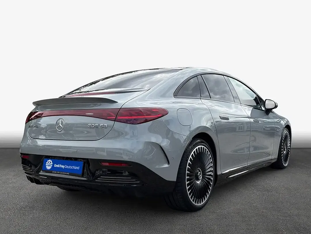Mercedes-Benz EQE 53 - foto 2