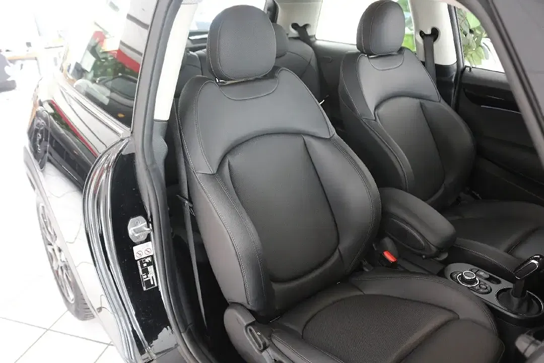 MINI Cooper S E - Thumbnail 11