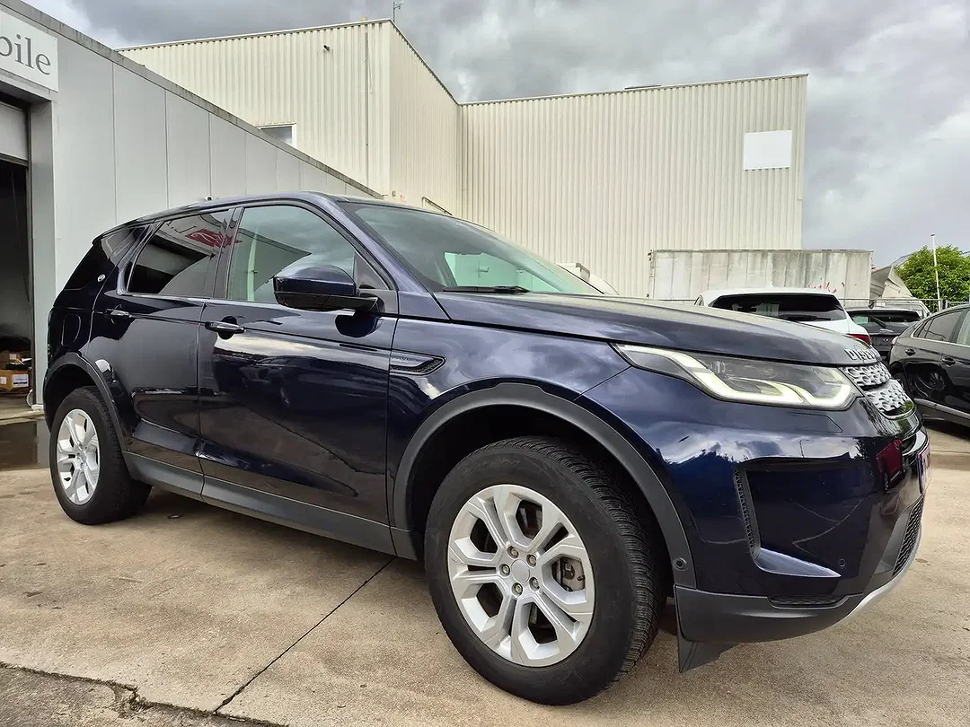 Land Rover Discovery Sport P300e 4x4 PHEV Hybrid - Afbeelding 1