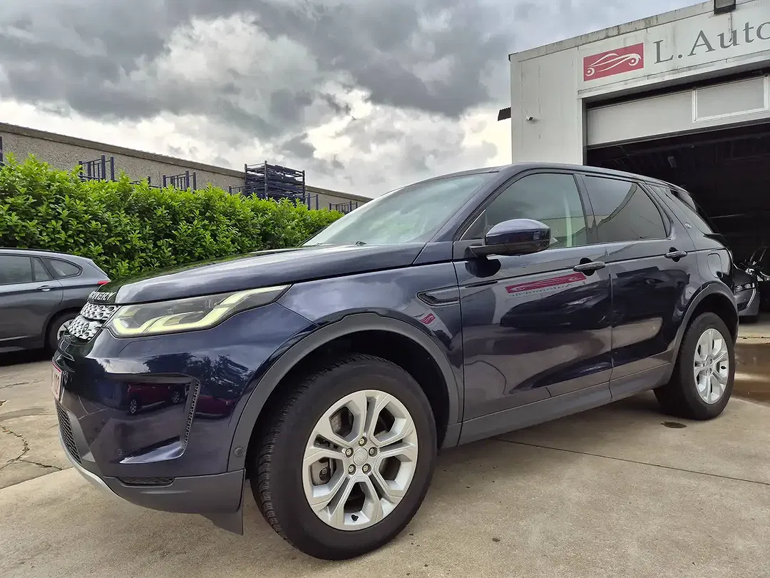 Land Rover Discovery Sport P300e 4x4 PHEV Hybrid - Thumbnail 6