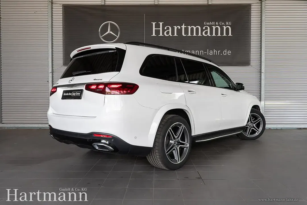Mercedes-Benz GLS 450 4MATIC AMG Night - foto 2