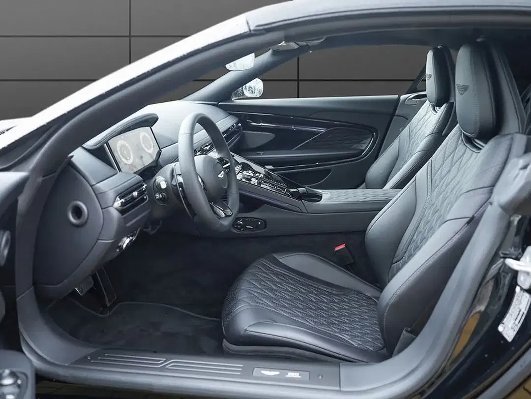 Aston Martin DB12 Volante - Thumbnail 12