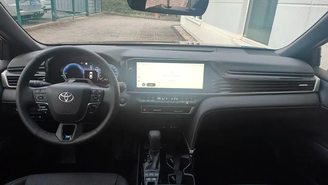 Toyota Camry Hybrid Prestige - Thumbnail 12