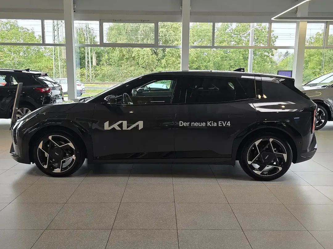 Kia EV4 81.4 kWh GT-Line - Thumbnail 3