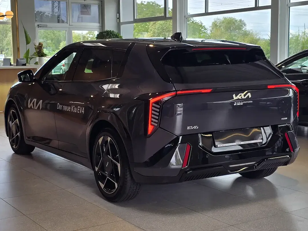 Kia EV4 81.4 kWh GT-Line - Thumbnail 4