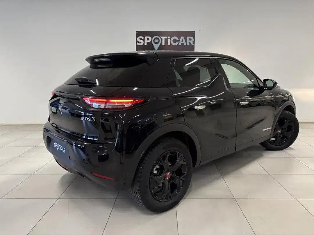 DS Automobiles DS 3 Crossback - Thumbnail 3