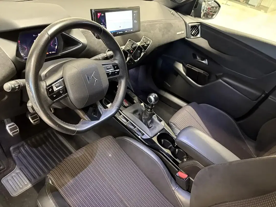 DS Automobiles DS 3 Crossback - Thumbnail 9
