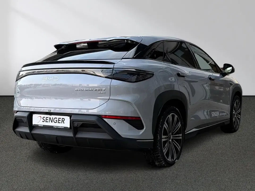 BYD Sealion 7 AWD Excellence - Thumbnail 3