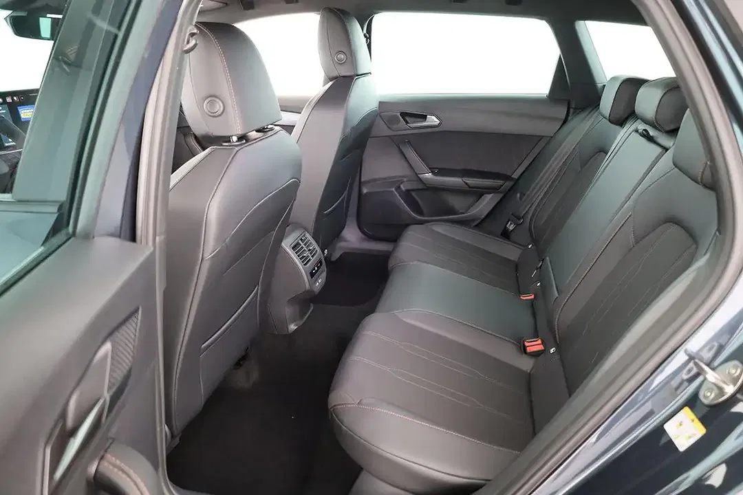 SEAT Leon 2.0 TSI DSG 4Drive - Thumbnail 11