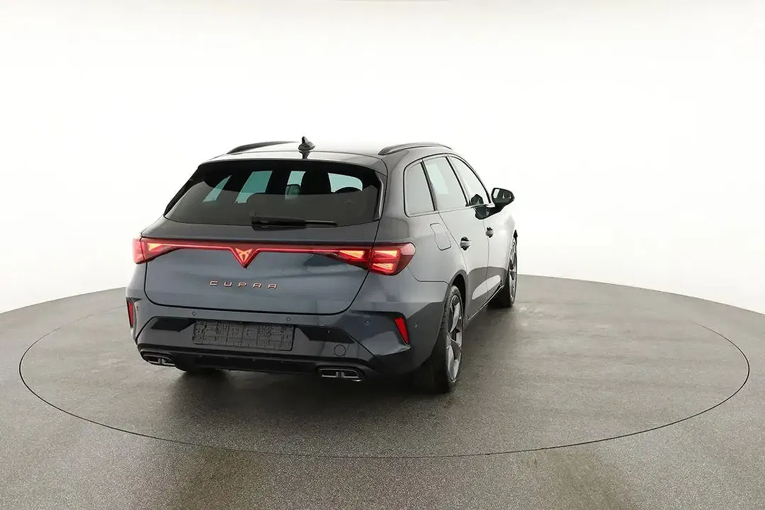 SEAT Leon 2.0 TSI DSG 4Drive - Thumbnail 16
