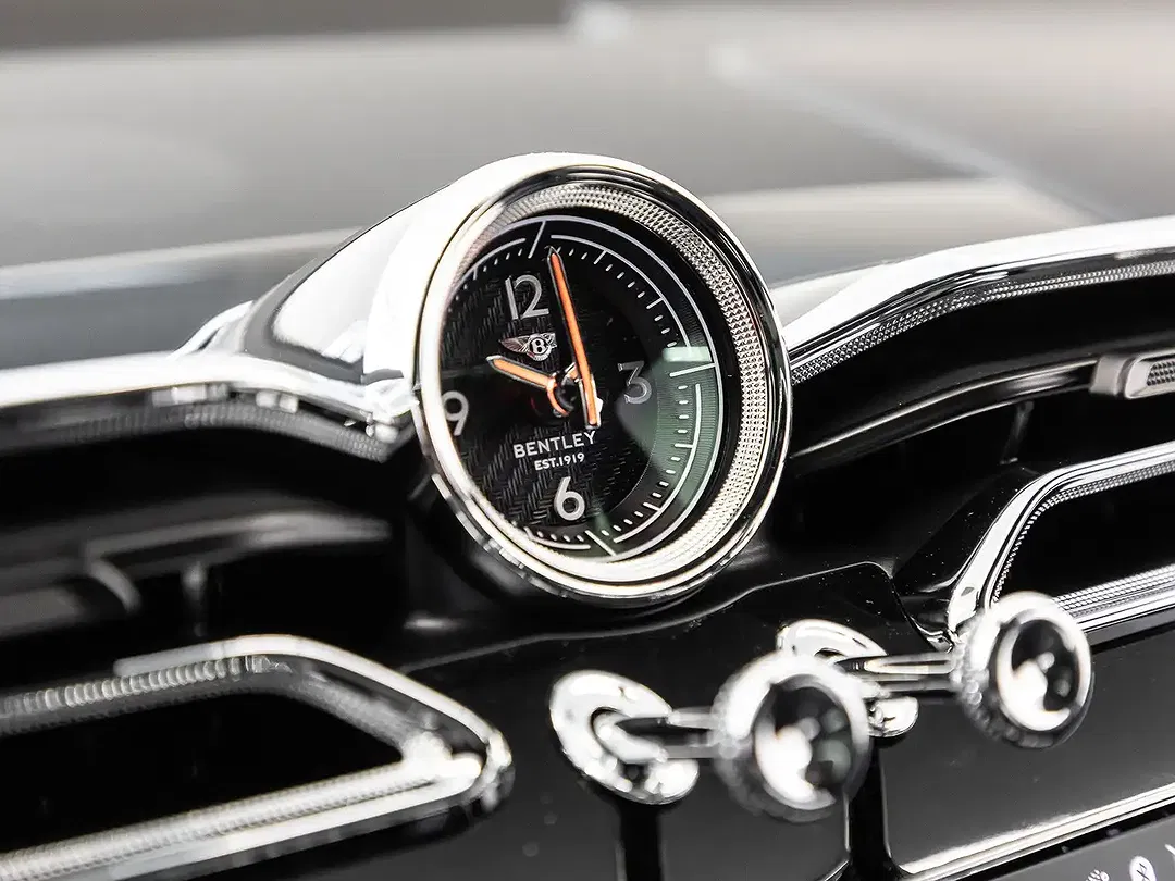 Bentley Bentayga 4.0 V8 S Mulliner - Thumbnail 10