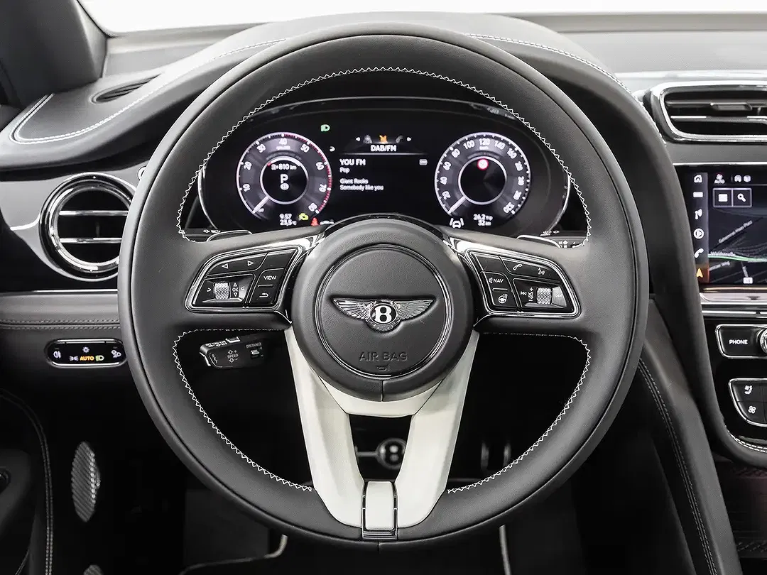 Bentley Bentayga 4.0 V8 S Mulliner - Thumbnail 8