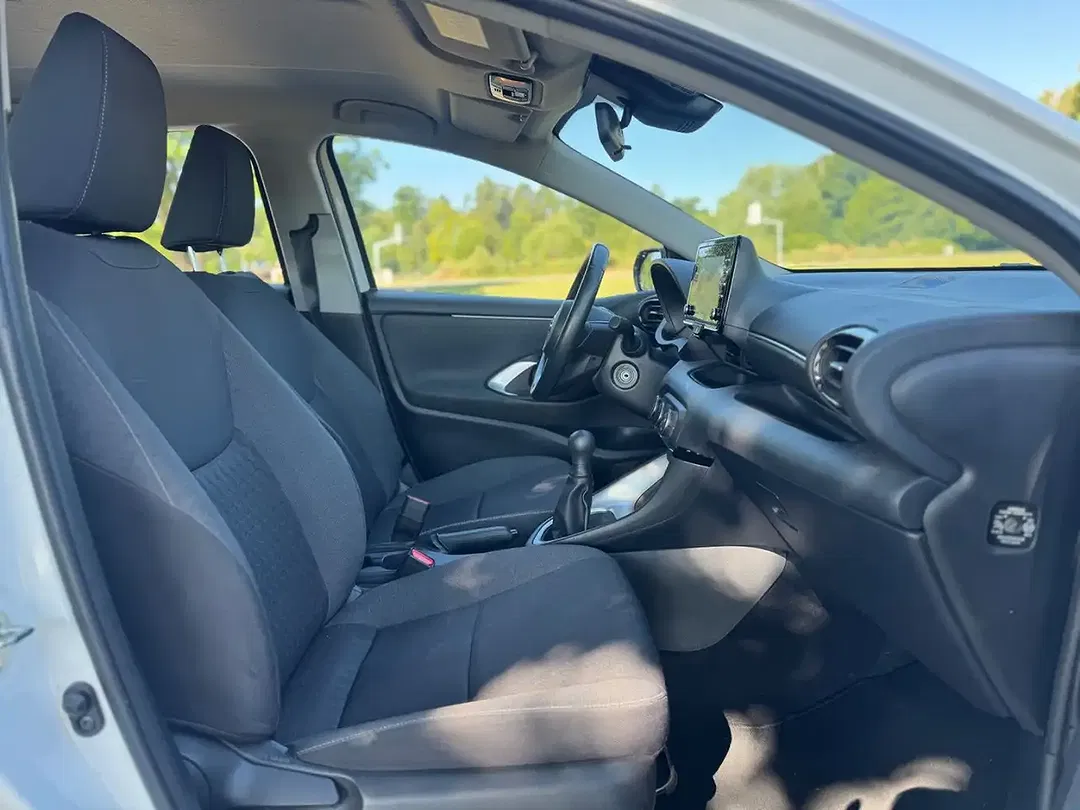 Toyota Yaris Comfort - Thumbnail 10