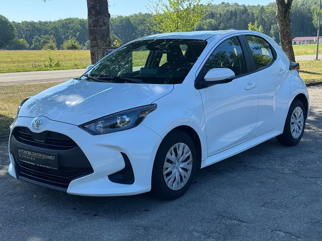 Toyota Yaris Comfort - Thumbnail 3