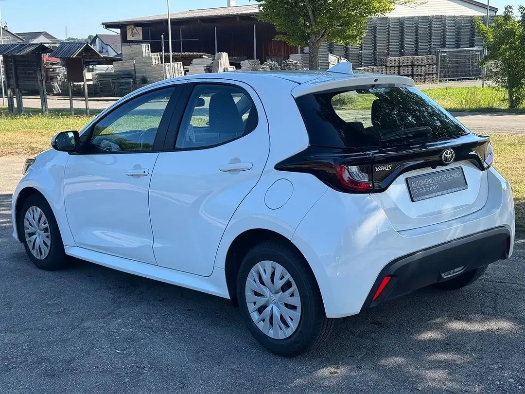 Toyota Yaris Comfort - Thumbnail 5