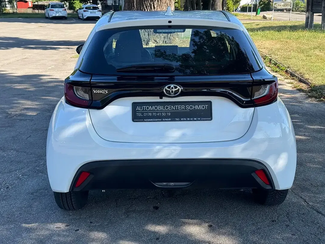 Toyota Yaris Comfort - Thumbnail 6
