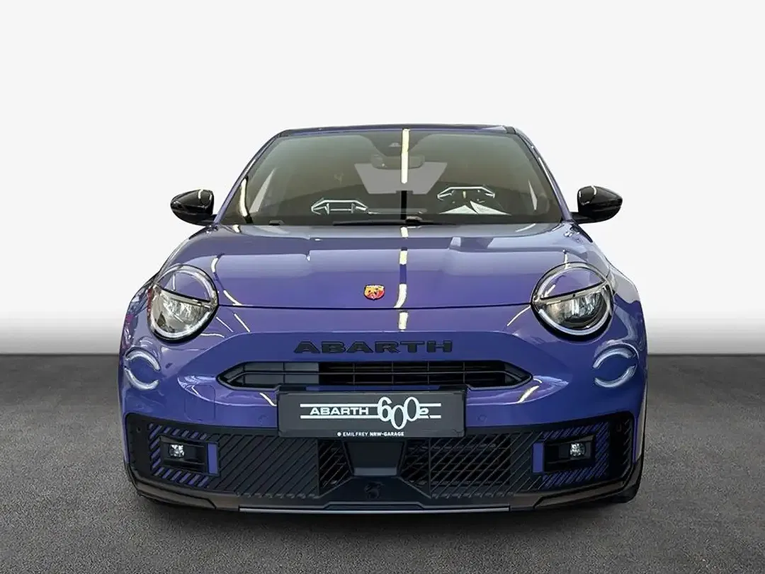 Abarth 600e Scorpionissima - Thumbnail 5