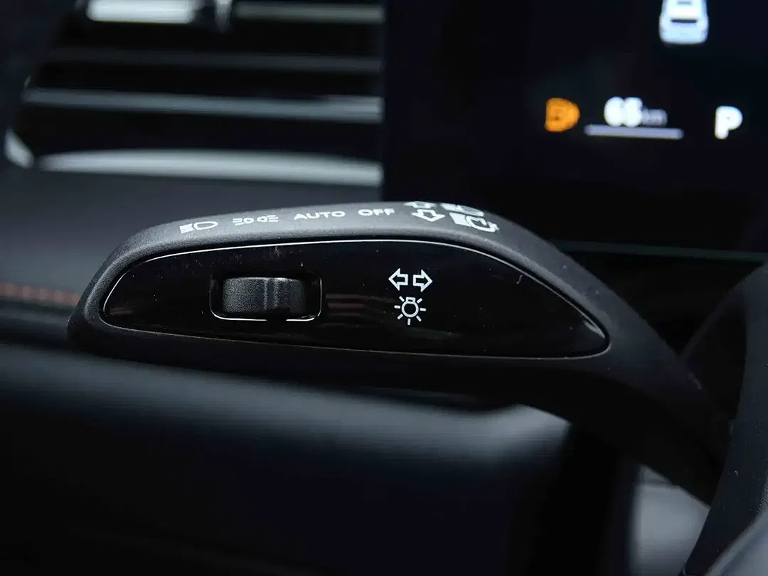 MG HS Hybrid+ Luxury - foto 14