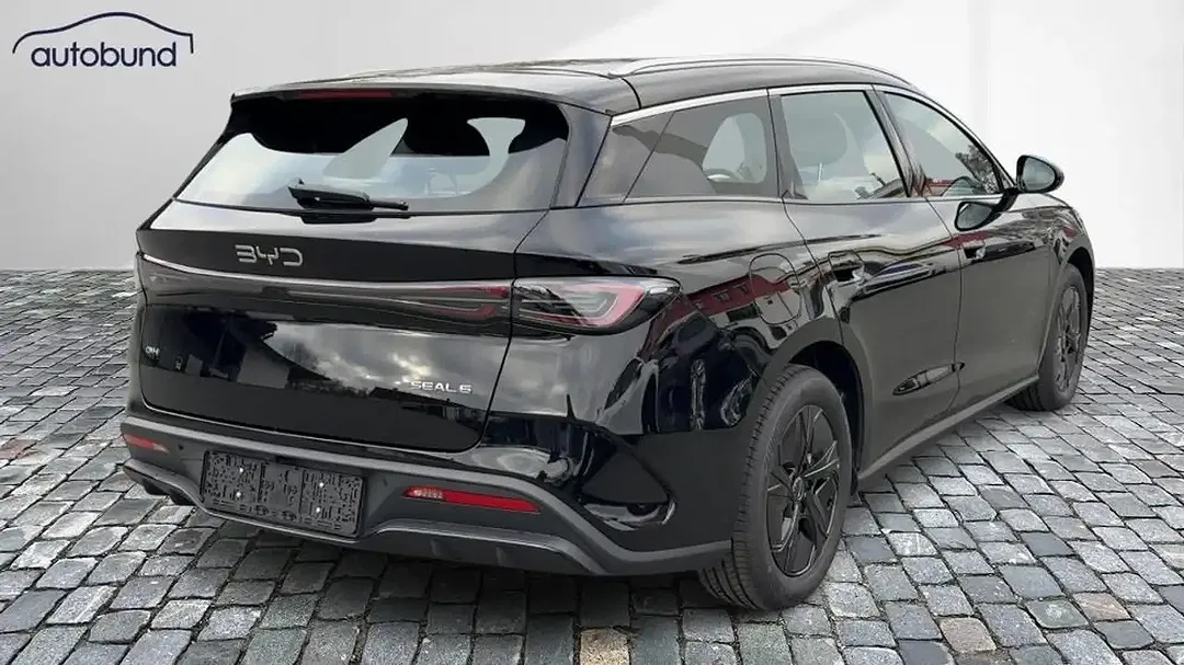 BYD Seal 6 DM-i PHEV Touring Boost - Thumbnail 3