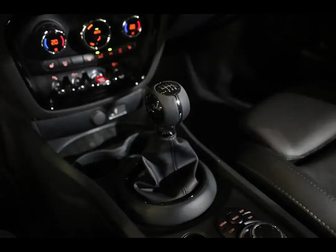 MINI Cooper Clubman - Thumbnail 12