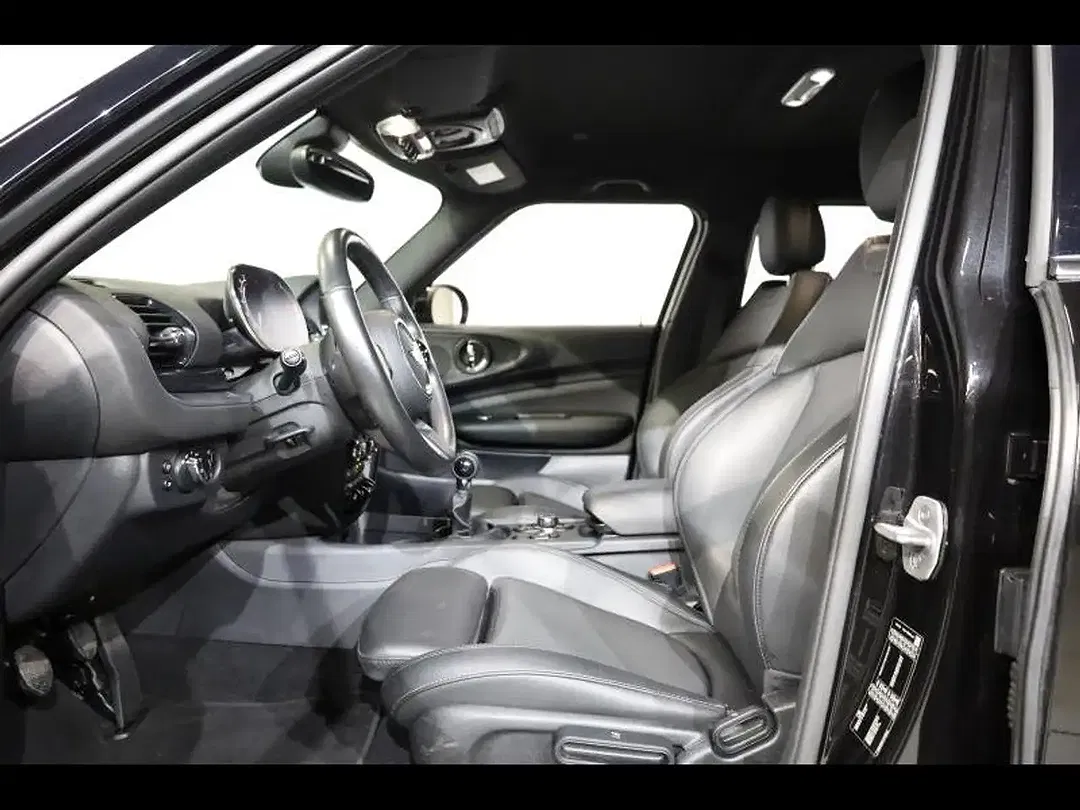 MINI Cooper Clubman - Thumbnail 9