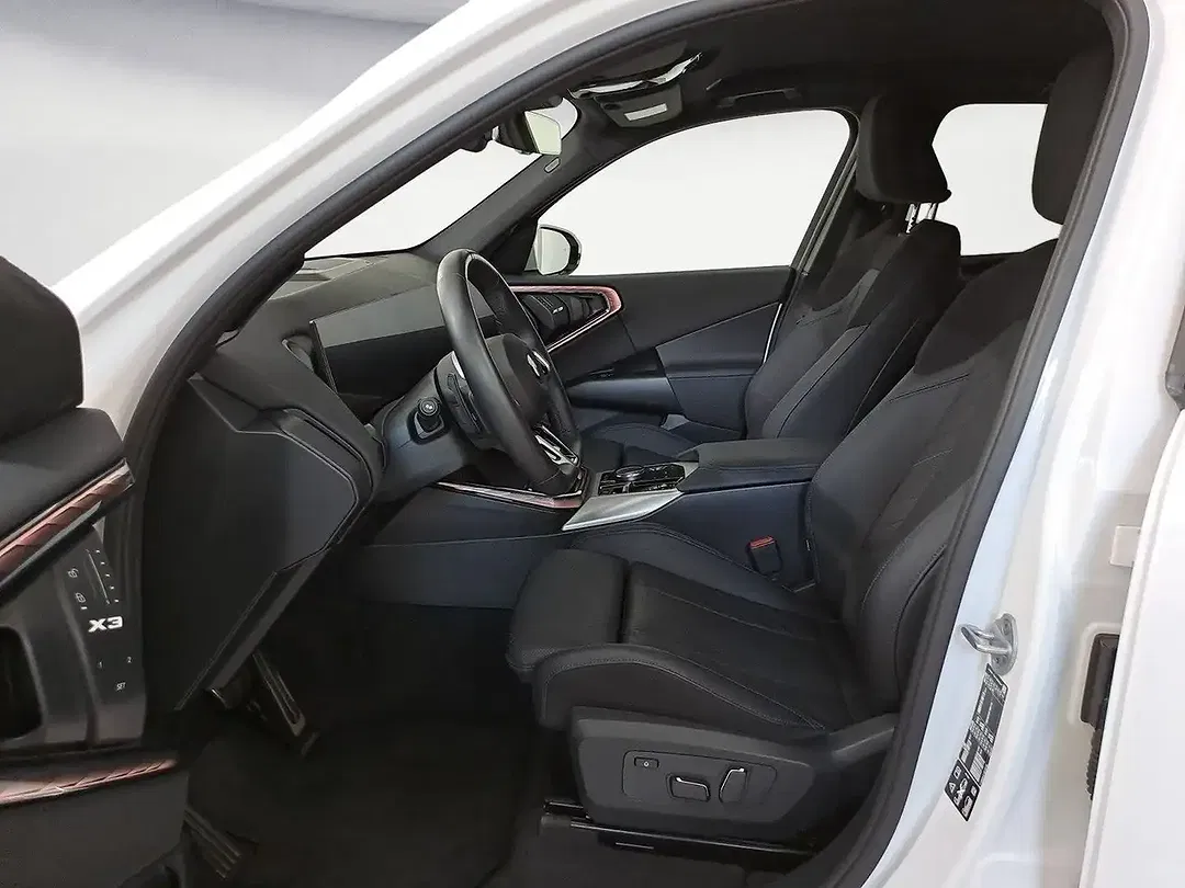 BMW X3 xDrive M - Thumbnail 9