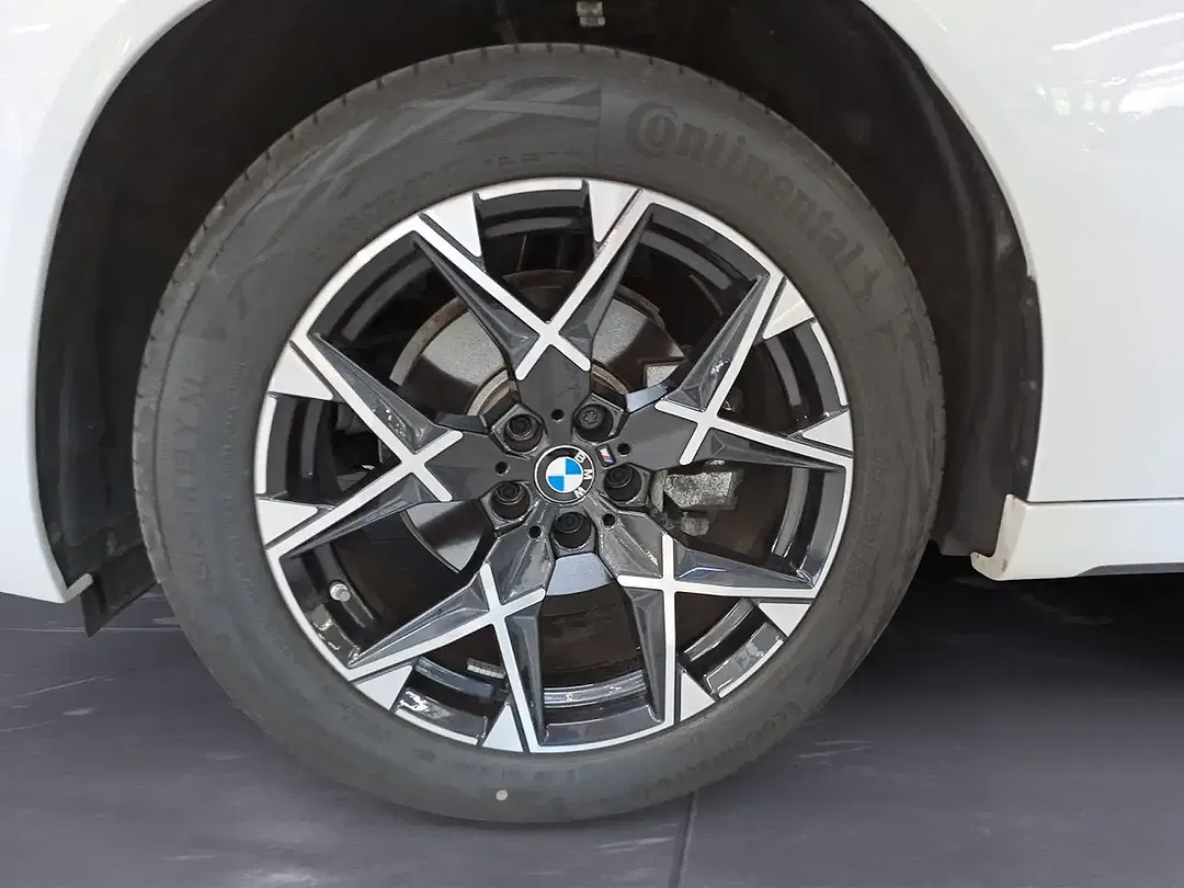 BMW X3 xDrive M - Thumbnail 13
