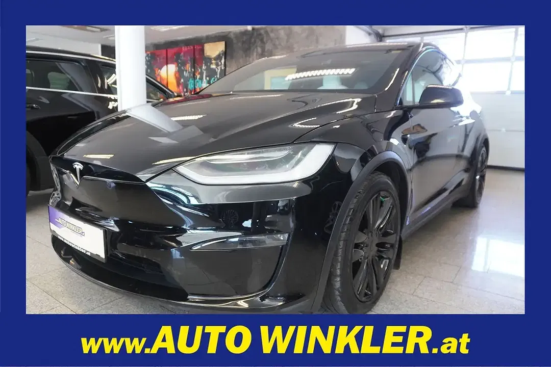 Tesla Model X Plaid - foto 1