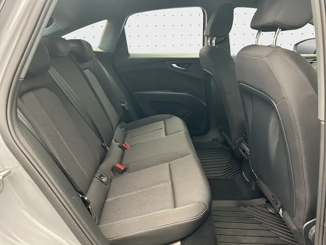 Audi Q4 e-tron 40 - foto 8