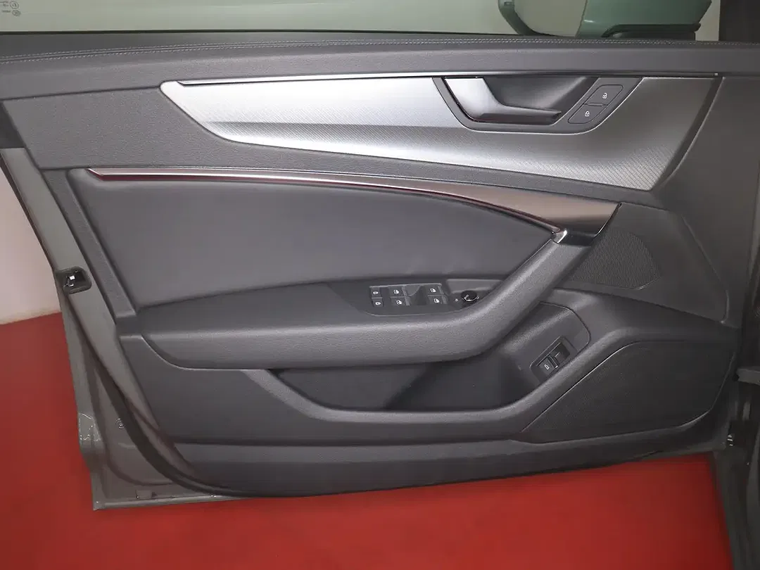 Audi A6 Avant S line - Thumbnail 12