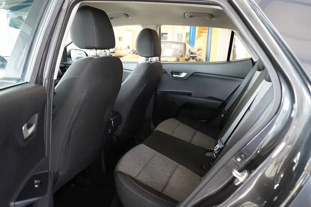 Kia Stonic Edition 7 - Thumbnail 10