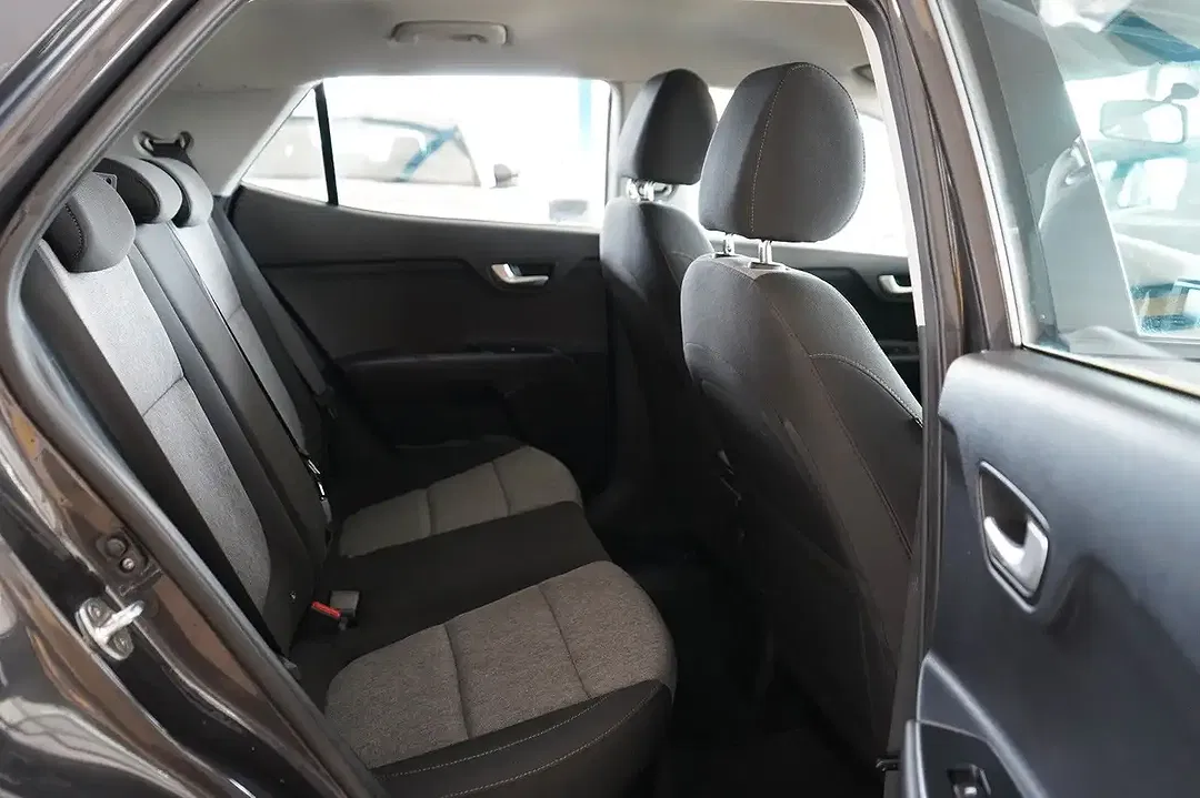 Kia Stonic Edition 7 - Thumbnail 11