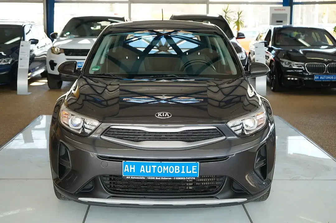 Kia Stonic Edition 7 - Thumbnail 3